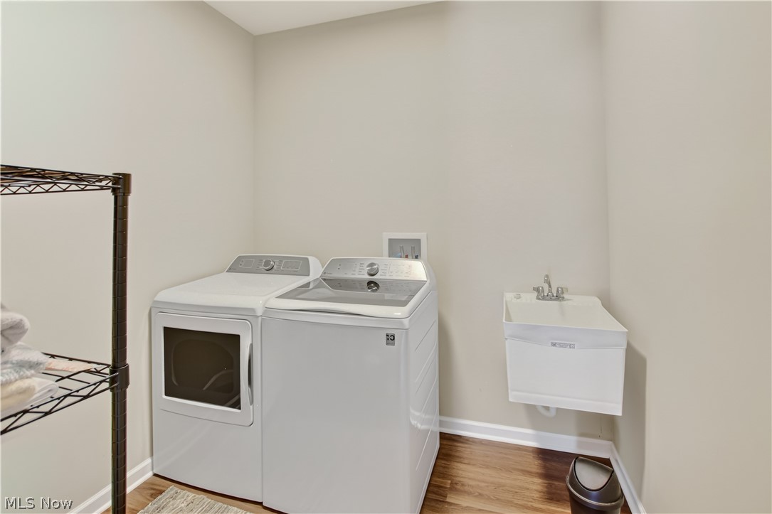 258 Silver Spring Circle Elyria OH 44035