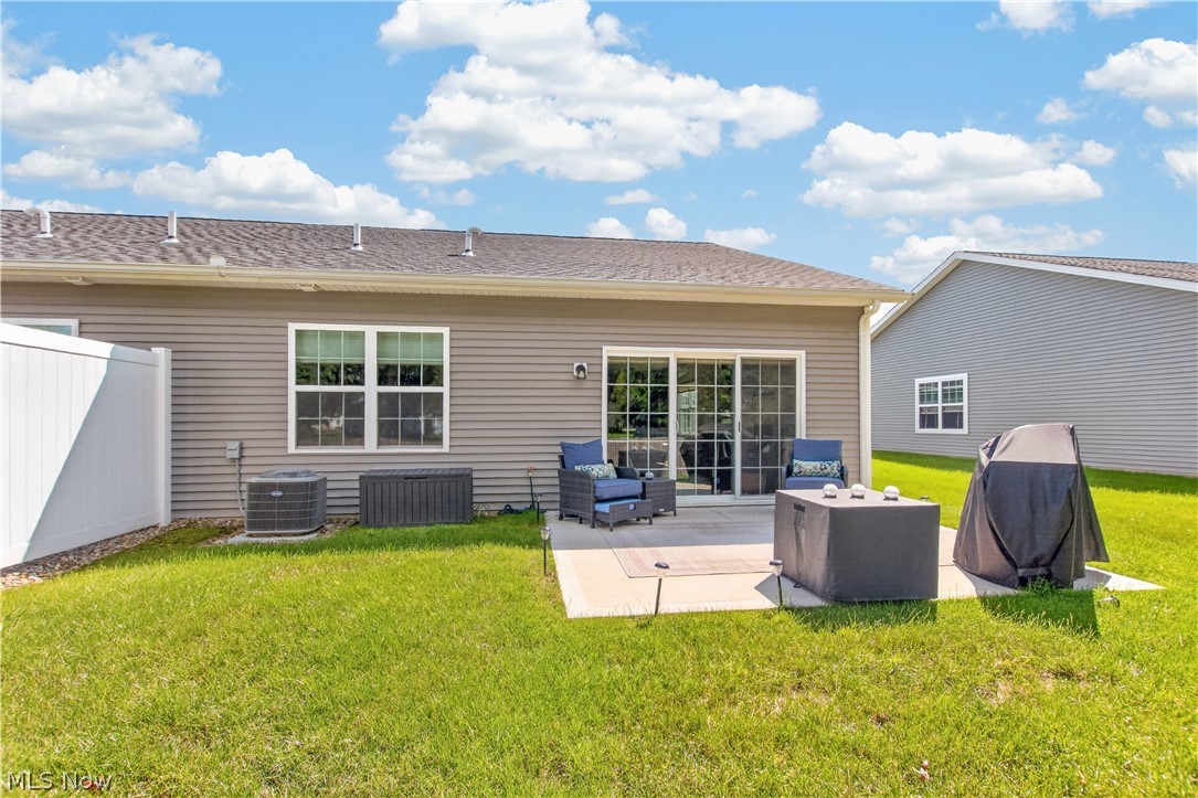 258 Silver Spring Circle Elyria OH 44035