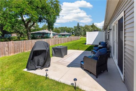 258 Silver Spring Circle Elyria OH 44035