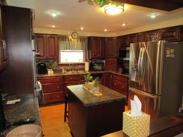 164 Valley Forge Circle Elyria OH 44035