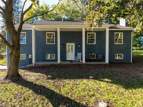 5520 Apple Ridge Circle Clinton OH 44216