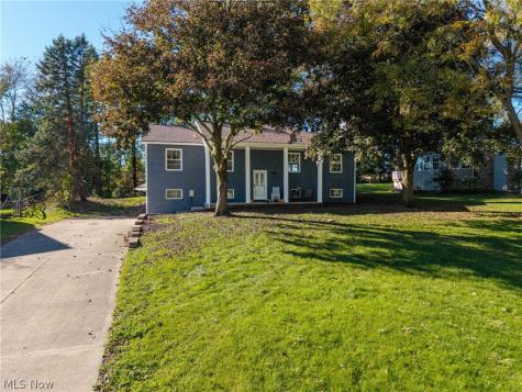 5520 Apple Ridge Circle Clinton OH 44216