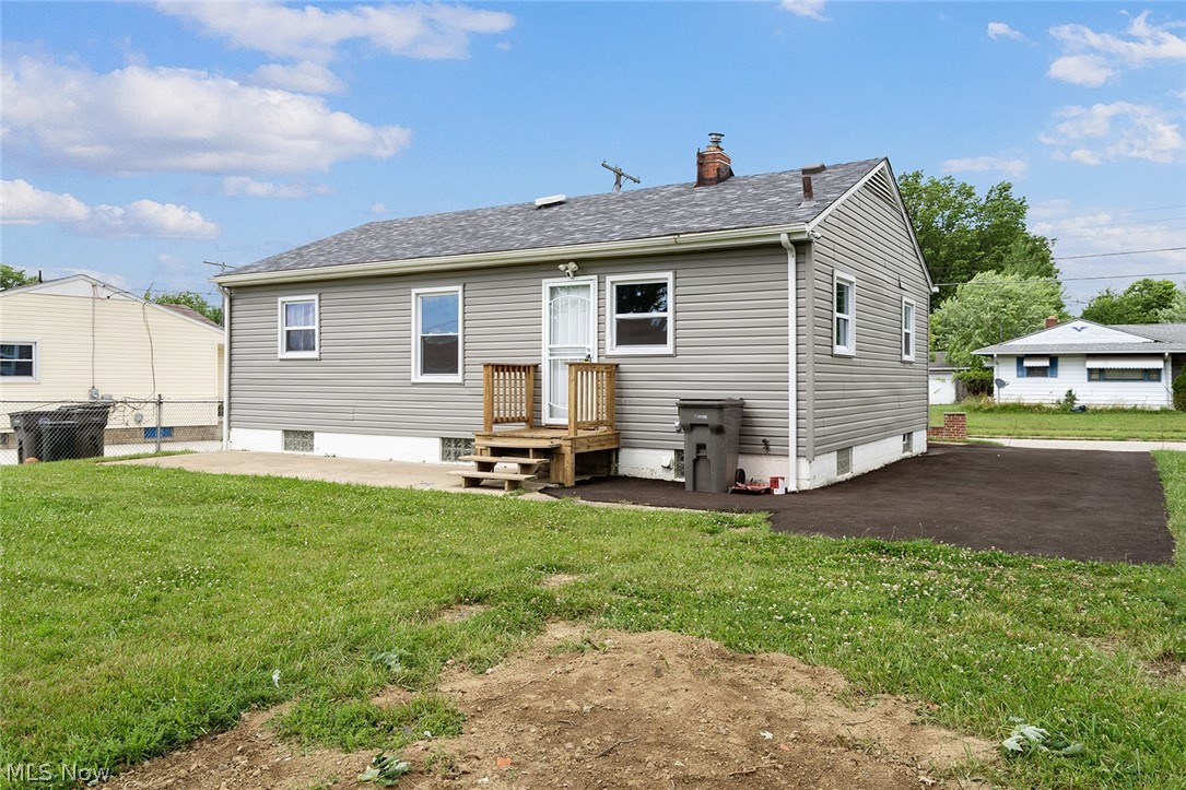146 Greeley Lane Youngstown OH 44505