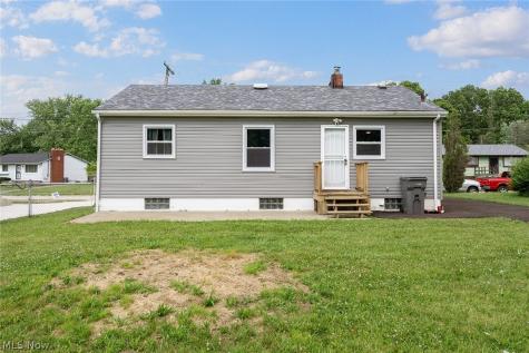 146 Greeley Lane Youngstown OH 44505