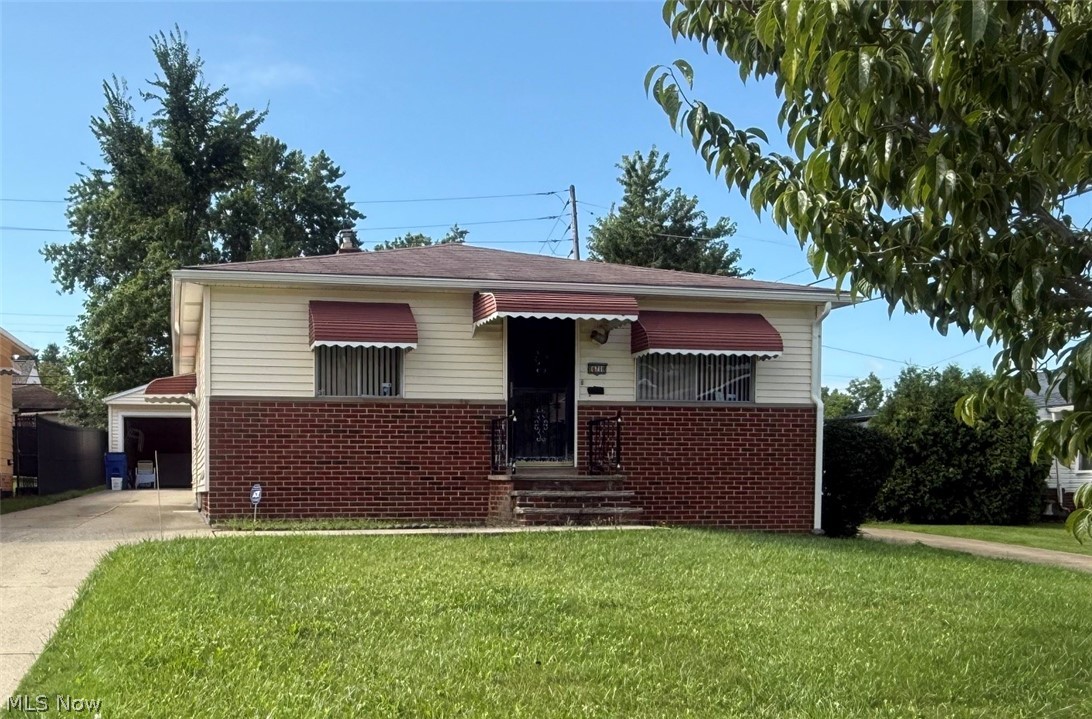 16710 Dynes Avenue Cleveland OH 44128