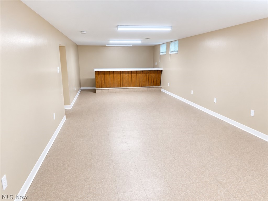 16710 Dynes Avenue Cleveland OH 44128