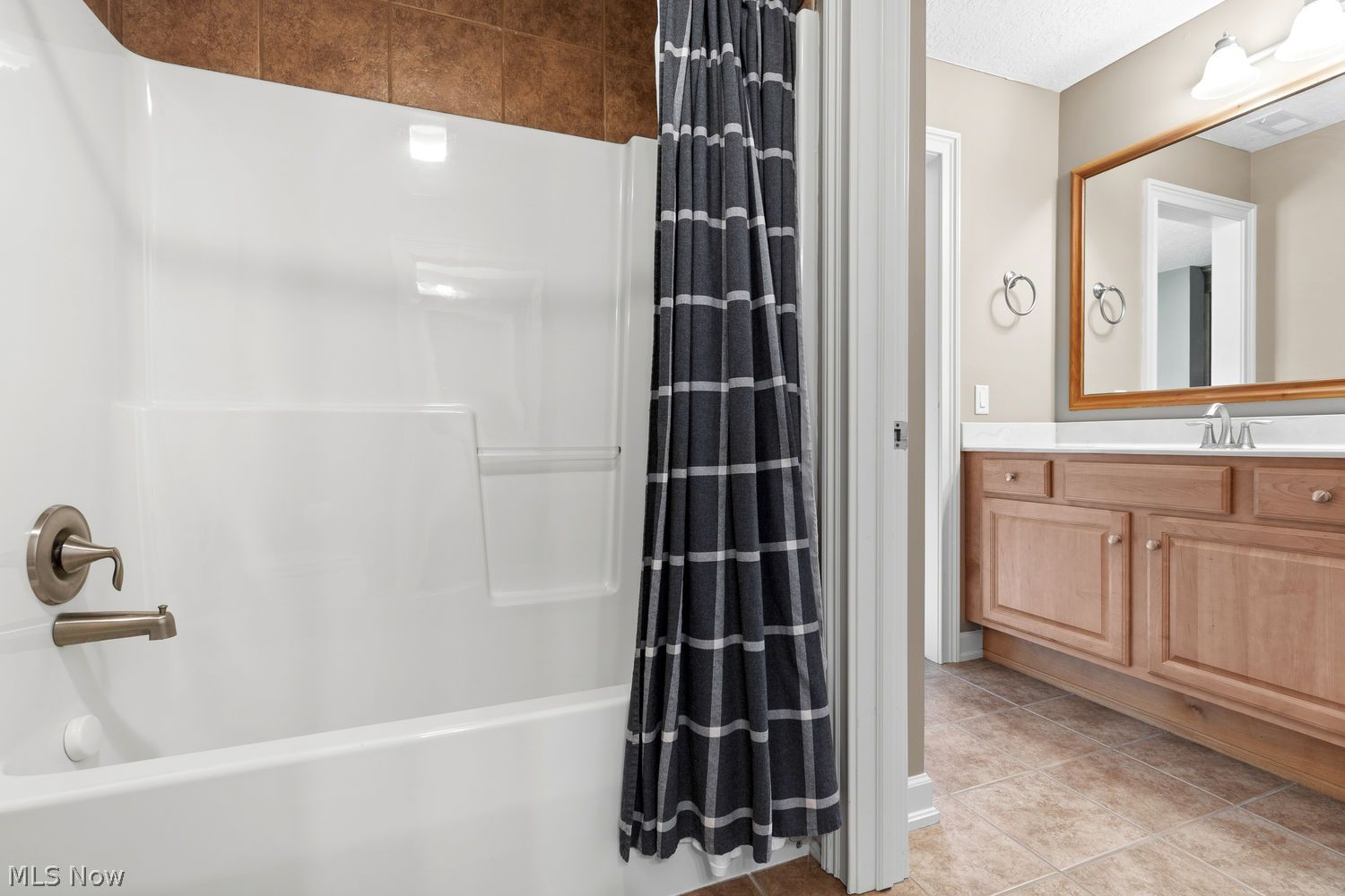 910 Braemar Circle NE North Canton OH 44720