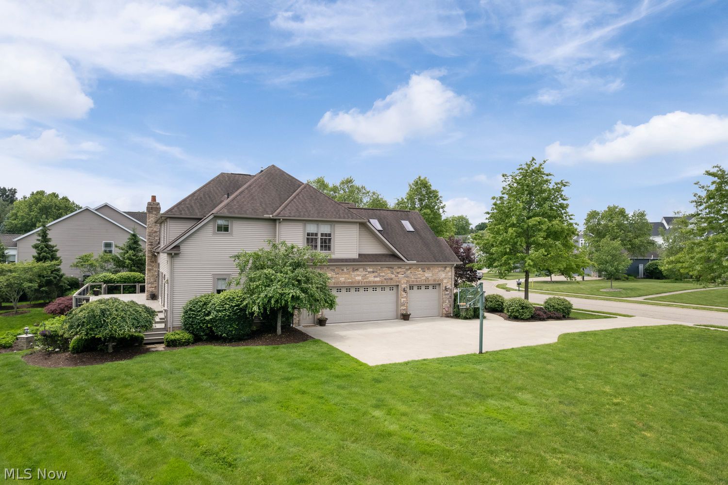 910 Braemar Circle NE North Canton OH 44720