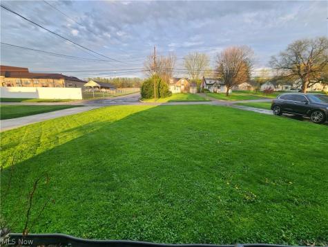 7352 Westview Drive Youngstown OH 44512
