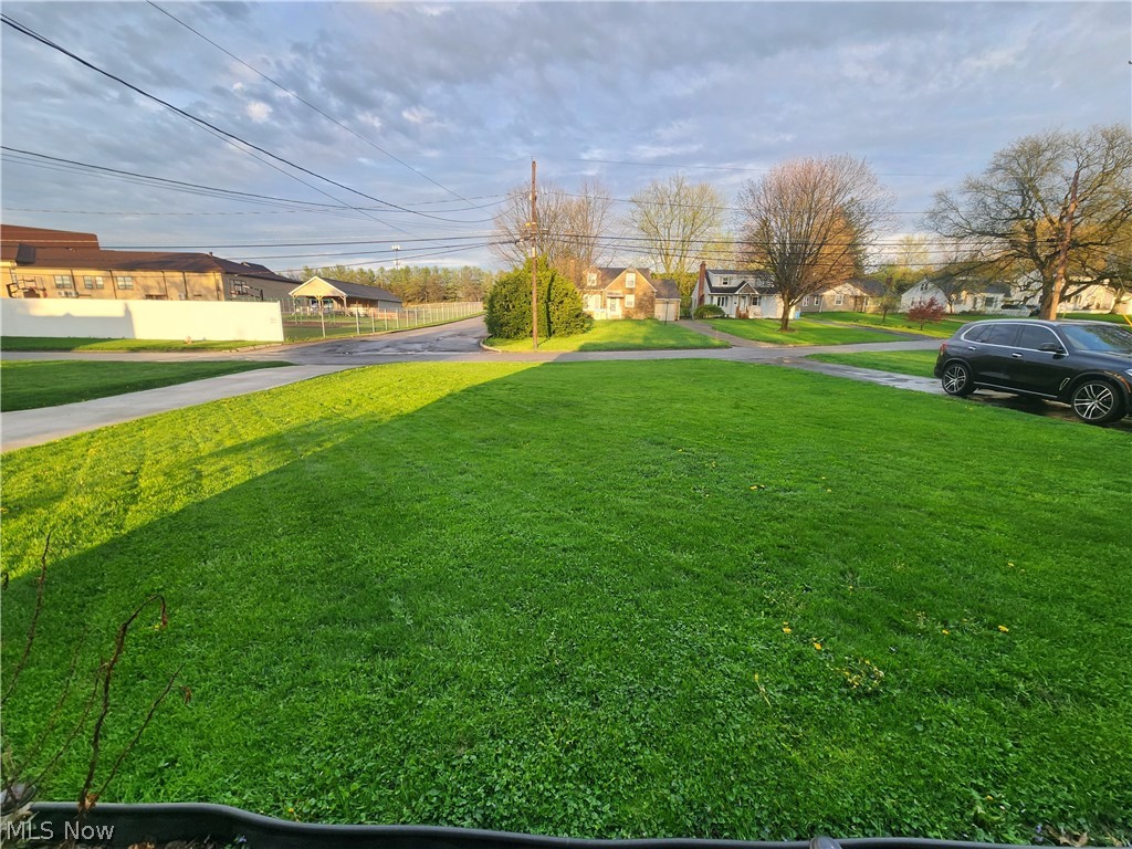7352 Westview Drive Youngstown OH 44512
