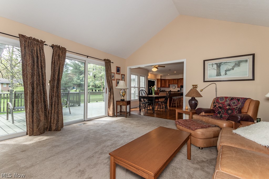 1976 Willow Ridge Circle Kent OH 44240