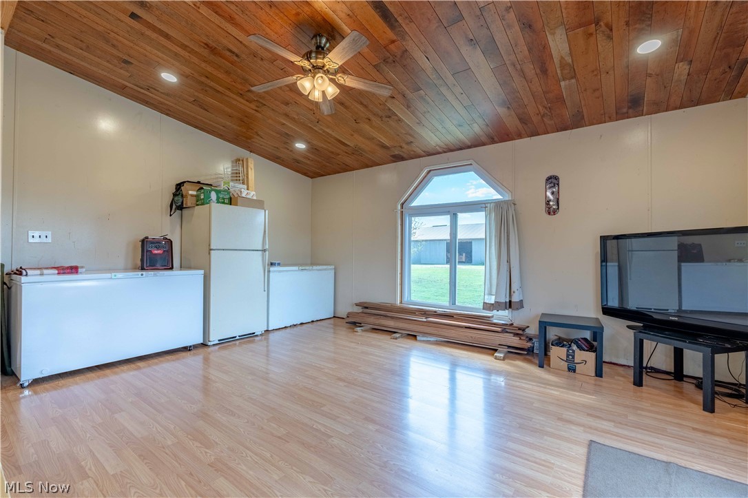 5267 Apollo Road NE Salineville OH 43945