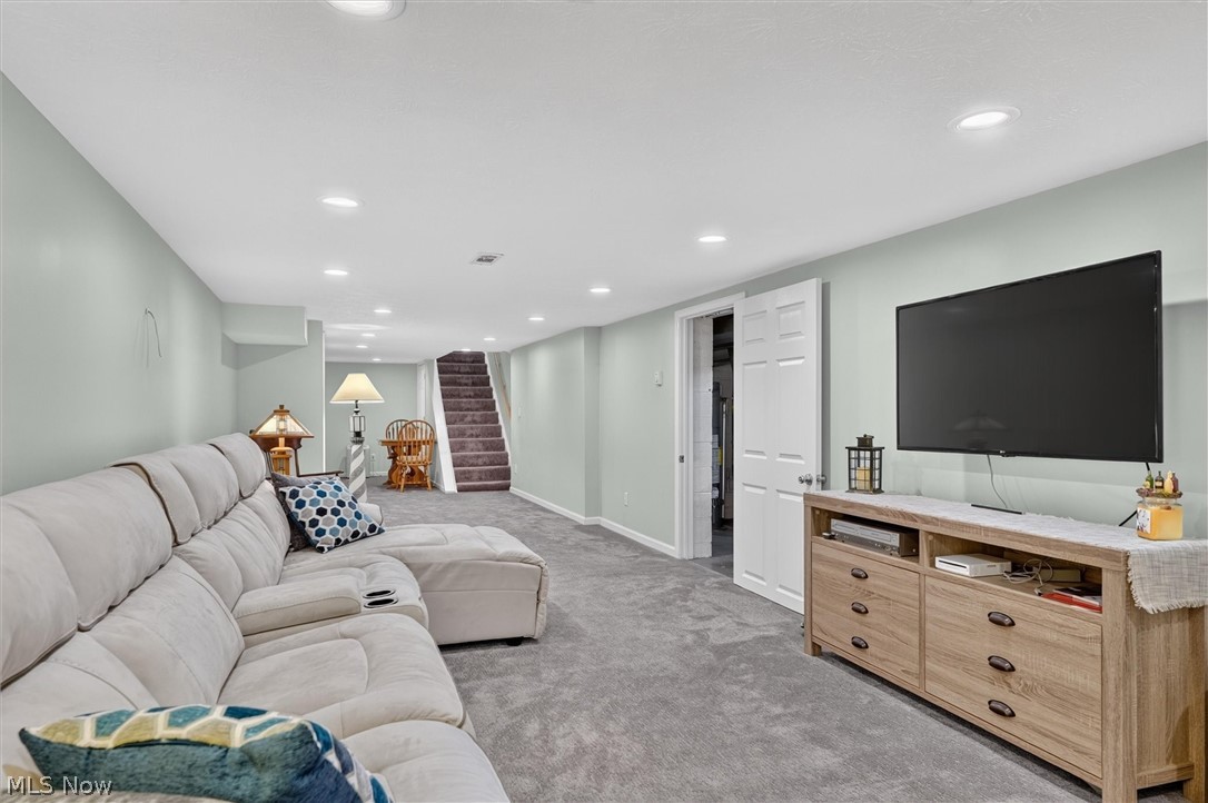 18953 Alexander Road Walton Hills OH 44146