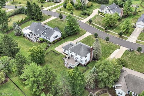 149 Brentwood Drive Hudson OH 44236