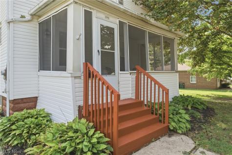 284 E Park Avenue Barberton OH 44203