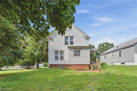 284 E Park Avenue Barberton OH 44203