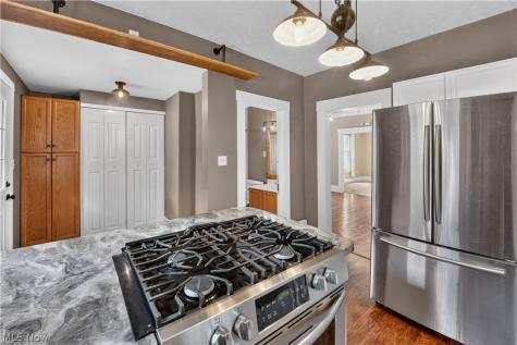 395 High Street Wadsworth OH 44281