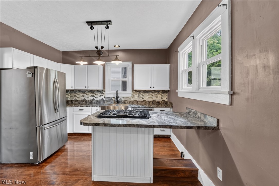 395 High Street Wadsworth OH 44281