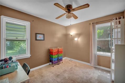 4215 W 143rd Cleveland OH 44135