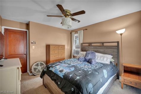 4215 W 143rd Cleveland OH 44135