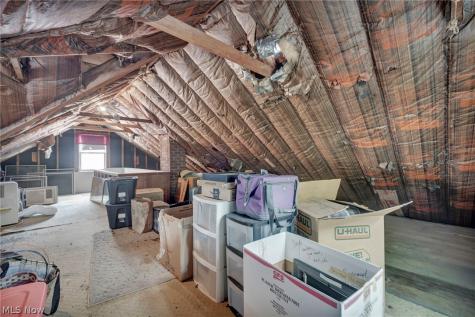 4215 W 143rd Cleveland OH 44135