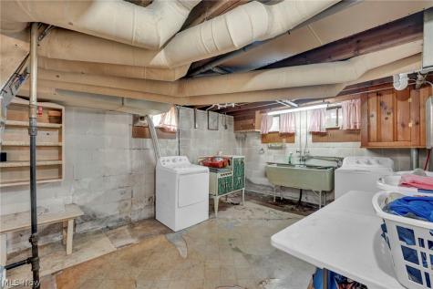 4215 W 143rd Cleveland OH 44135
