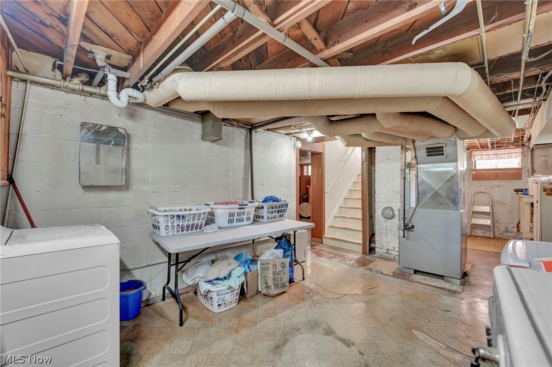 4215 W 143rd Cleveland OH 44135