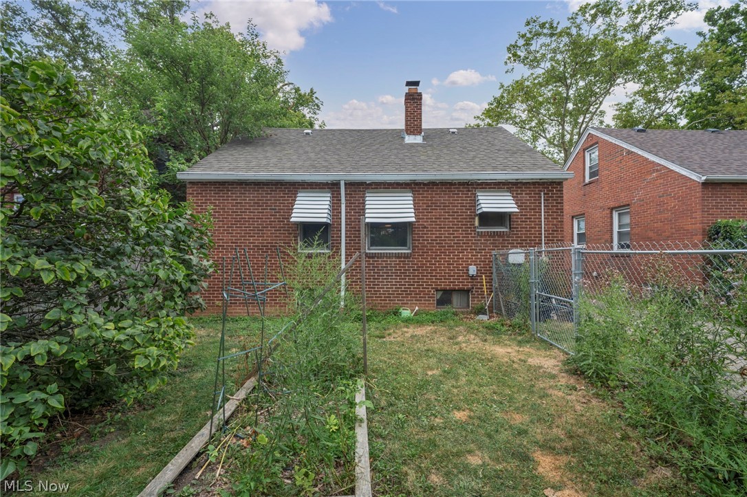 4215 W 143rd Cleveland OH 44135