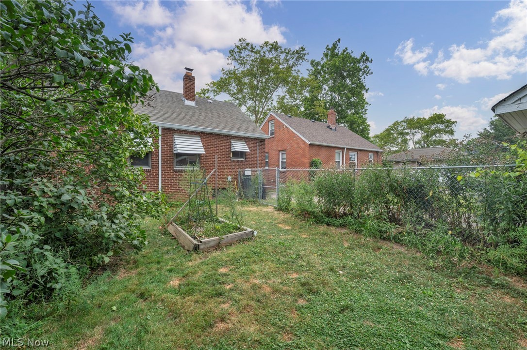 4215 W 143rd Cleveland OH 44135