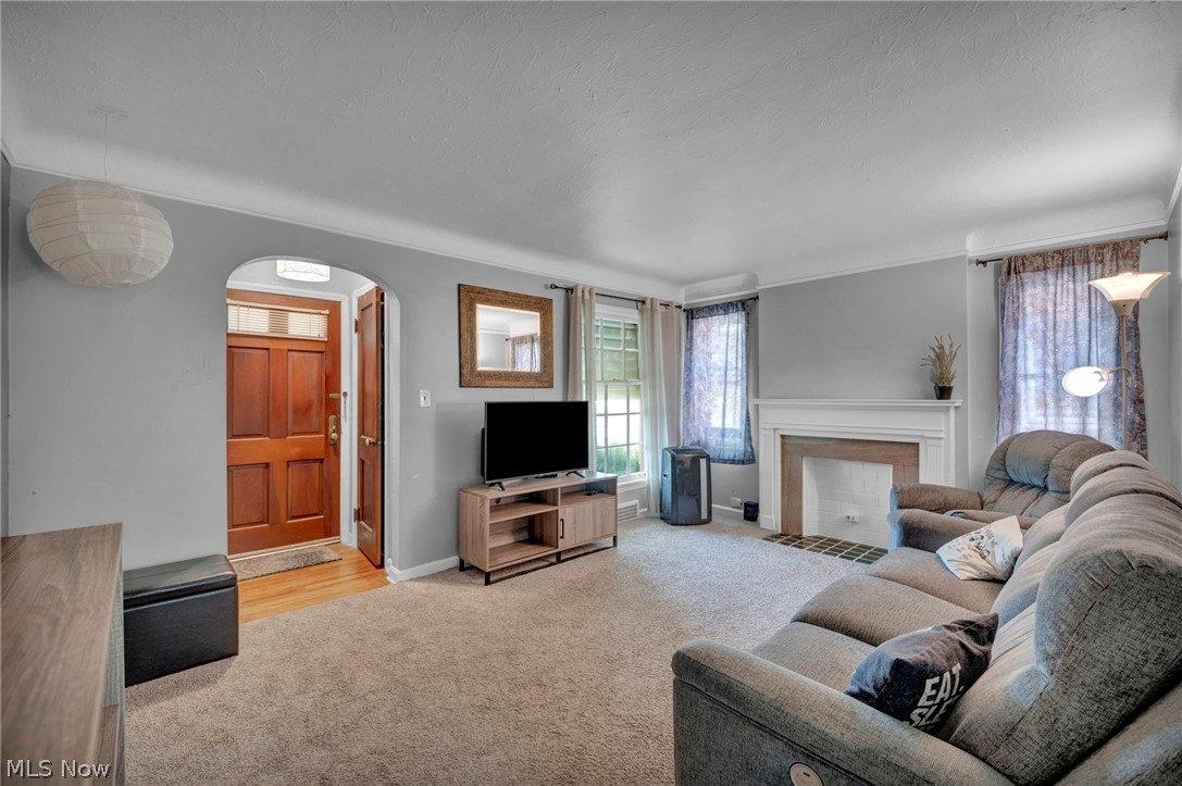 4215 W 143rd Cleveland OH 44135