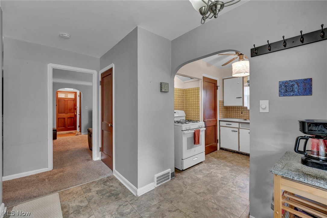 4215 W 143rd Cleveland OH 44135