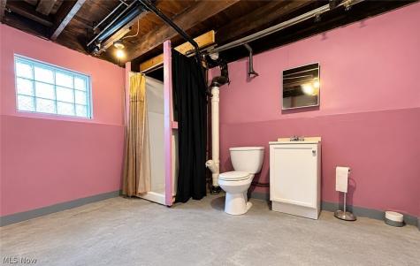 1131 Murray Avenue Akron OH 44310