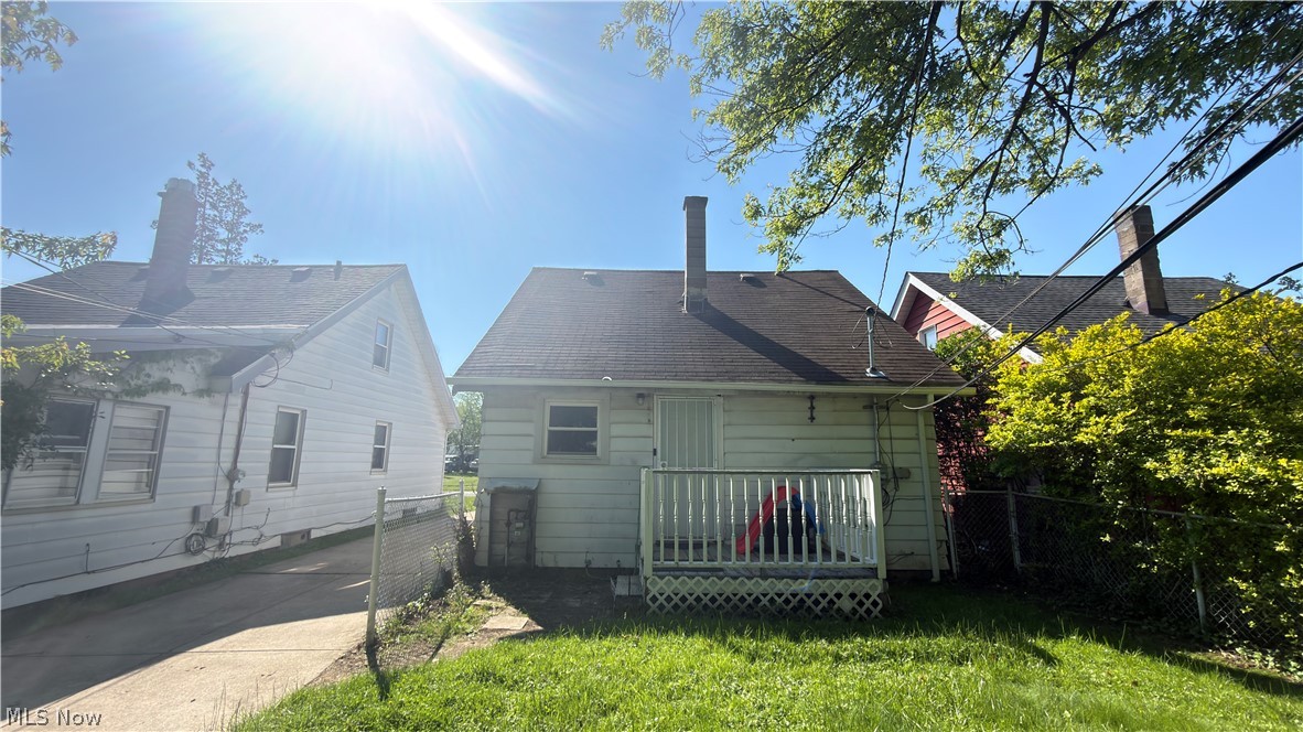 5462 Grasmere Avenue Maple Heights OH 44137