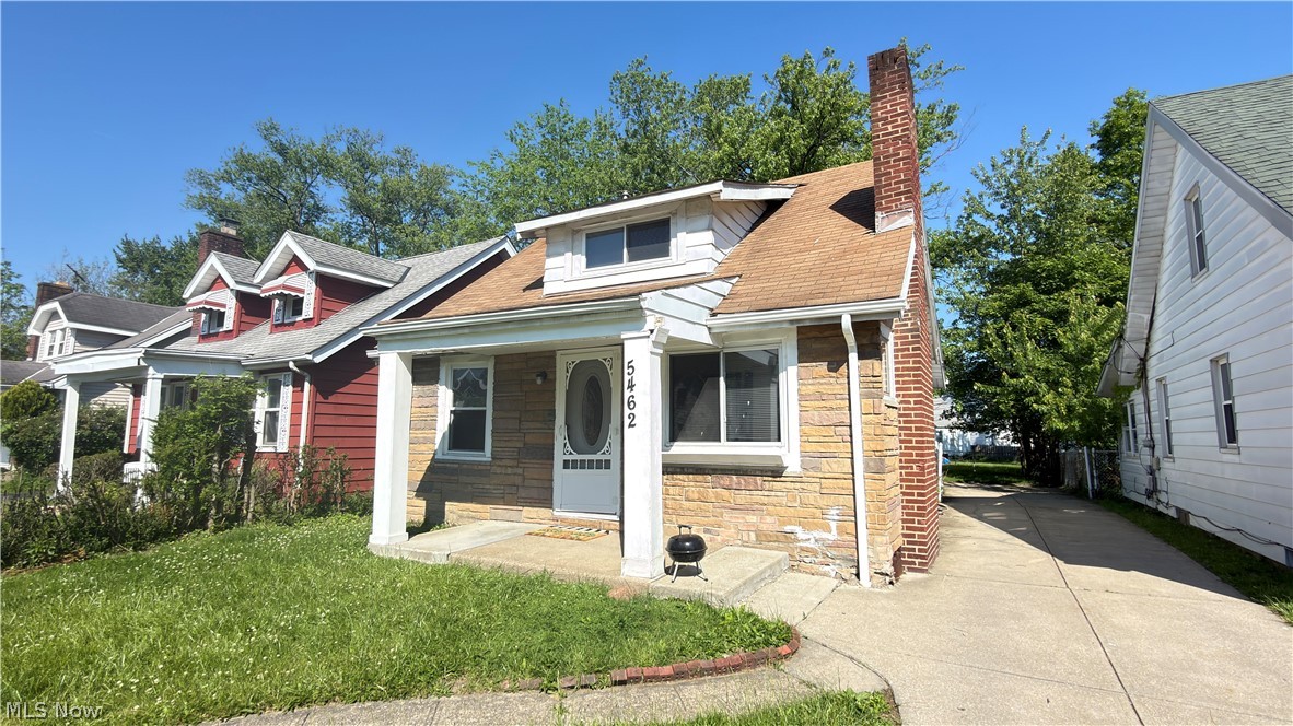 5462 Grasmere Avenue Maple Heights OH 44137