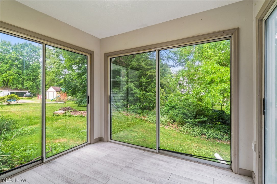 7439 State Route 43 Kent OH 44240
