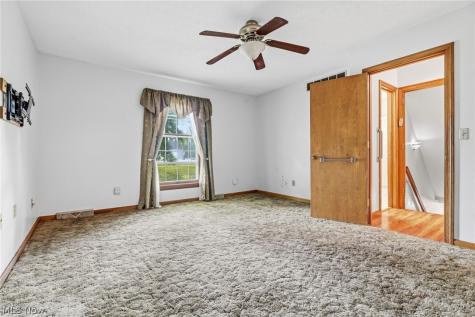 7439 State Route 43 Kent OH 44240