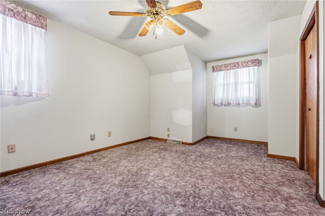 7439 State Route 43 Kent OH 44240