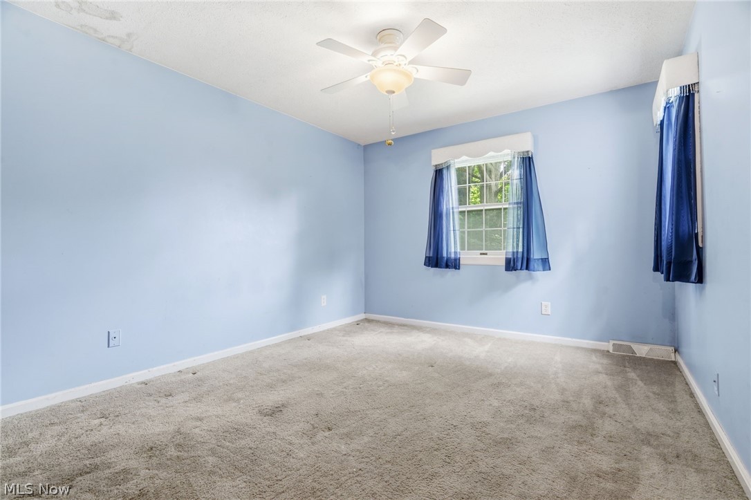 7439 State Route 43 Kent OH 44240