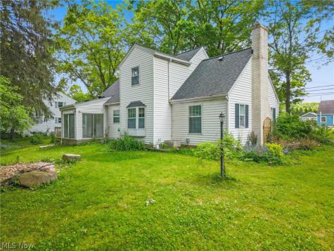 7439 State Route 43 Kent OH 44240