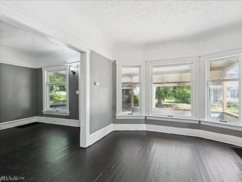 10622 Hathaway Avenue Cleveland OH 44108