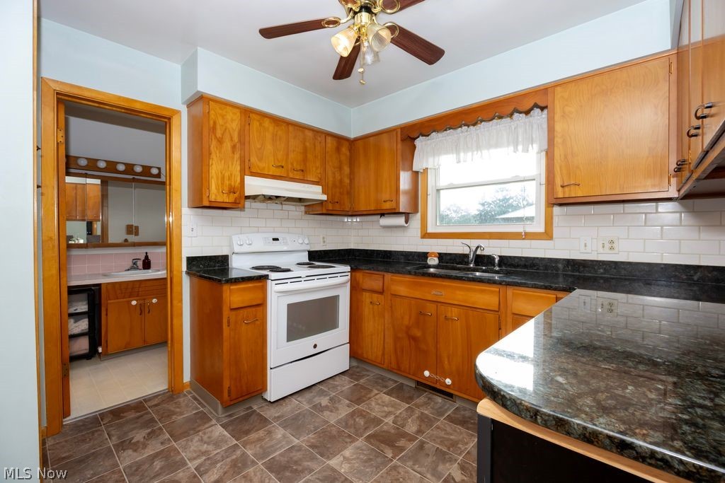2437 Graustark Path Wooster OH 44691