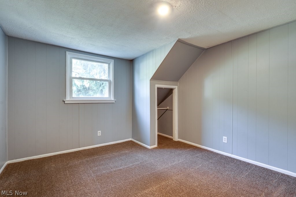 1886 Hillside Terrace Akron OH 44305