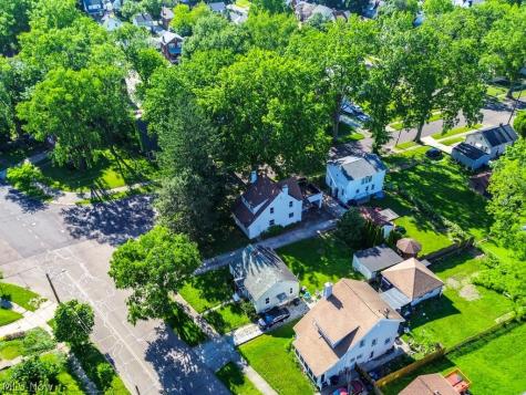 1886 Hillside Terrace Akron OH 44305
