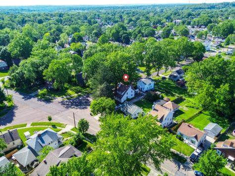 1886 Hillside Terrace Akron OH 44305