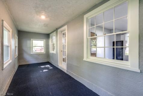 1886 Hillside Terrace Akron OH 44305