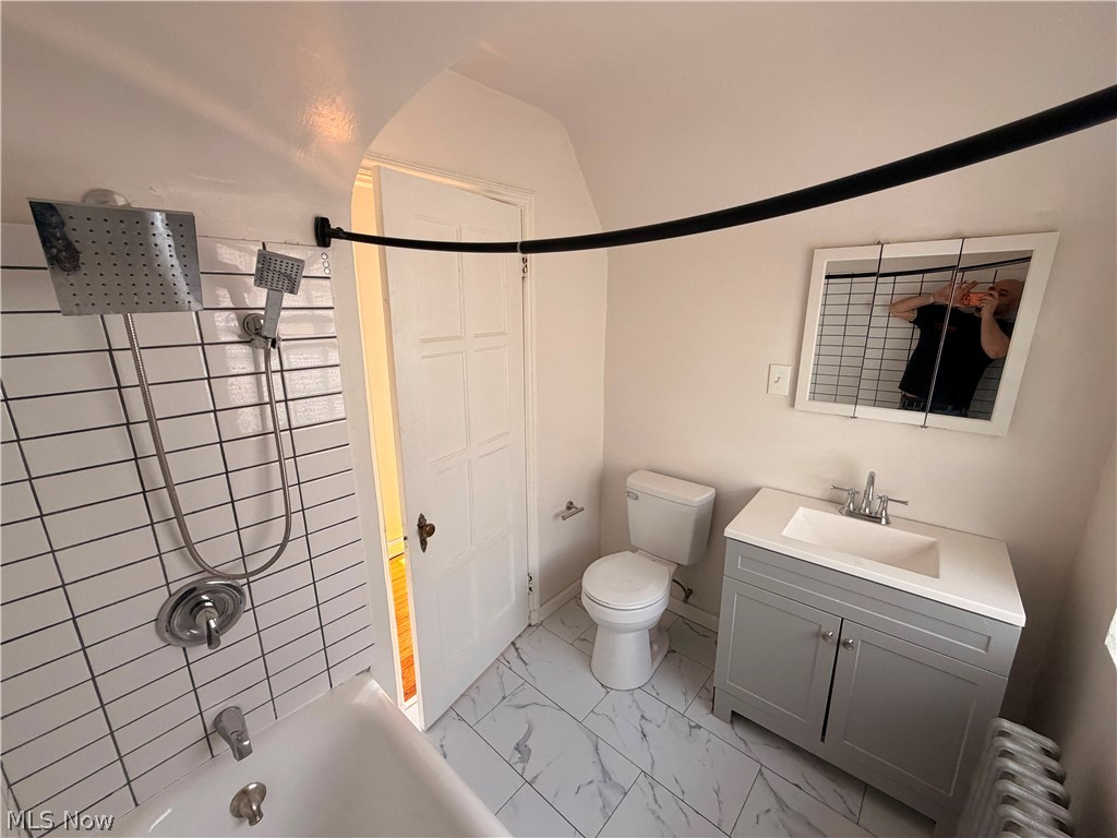 554 Greenvale Road South Euclid OH 44121