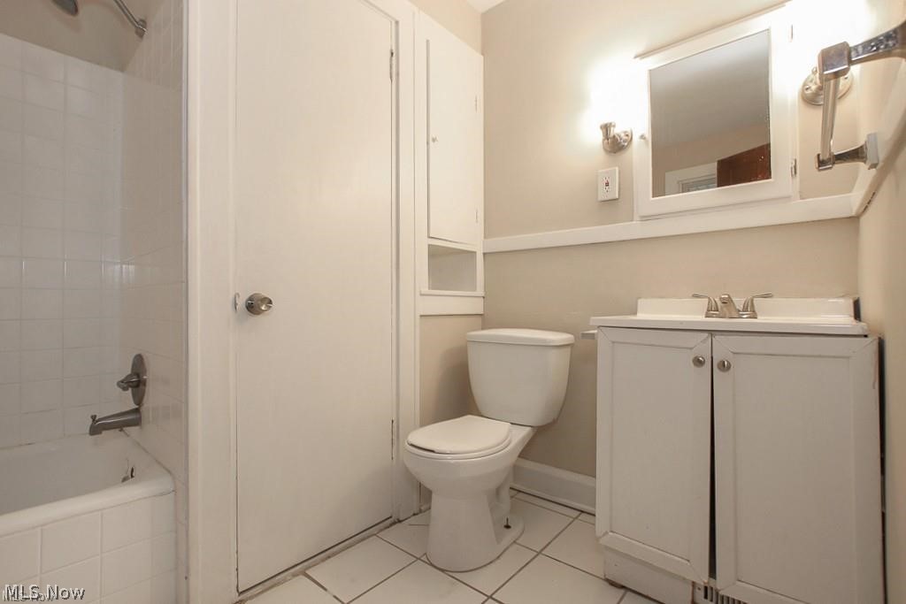3780 Lowell Road Cleveland Heights OH 44121