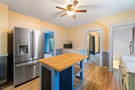 119 Summit Avenue Niles OH 44446