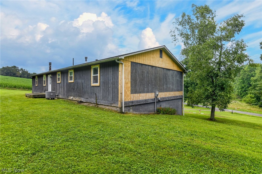 8991 Randel Road Hanoverton OH 44423