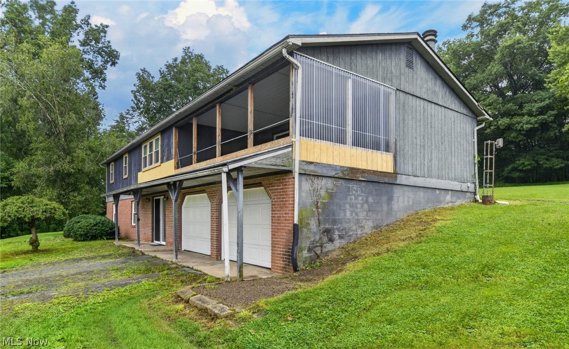 8991 Randel Road Hanoverton OH 44423